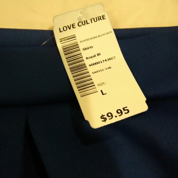 Blue skirt - Picture 1 of 2